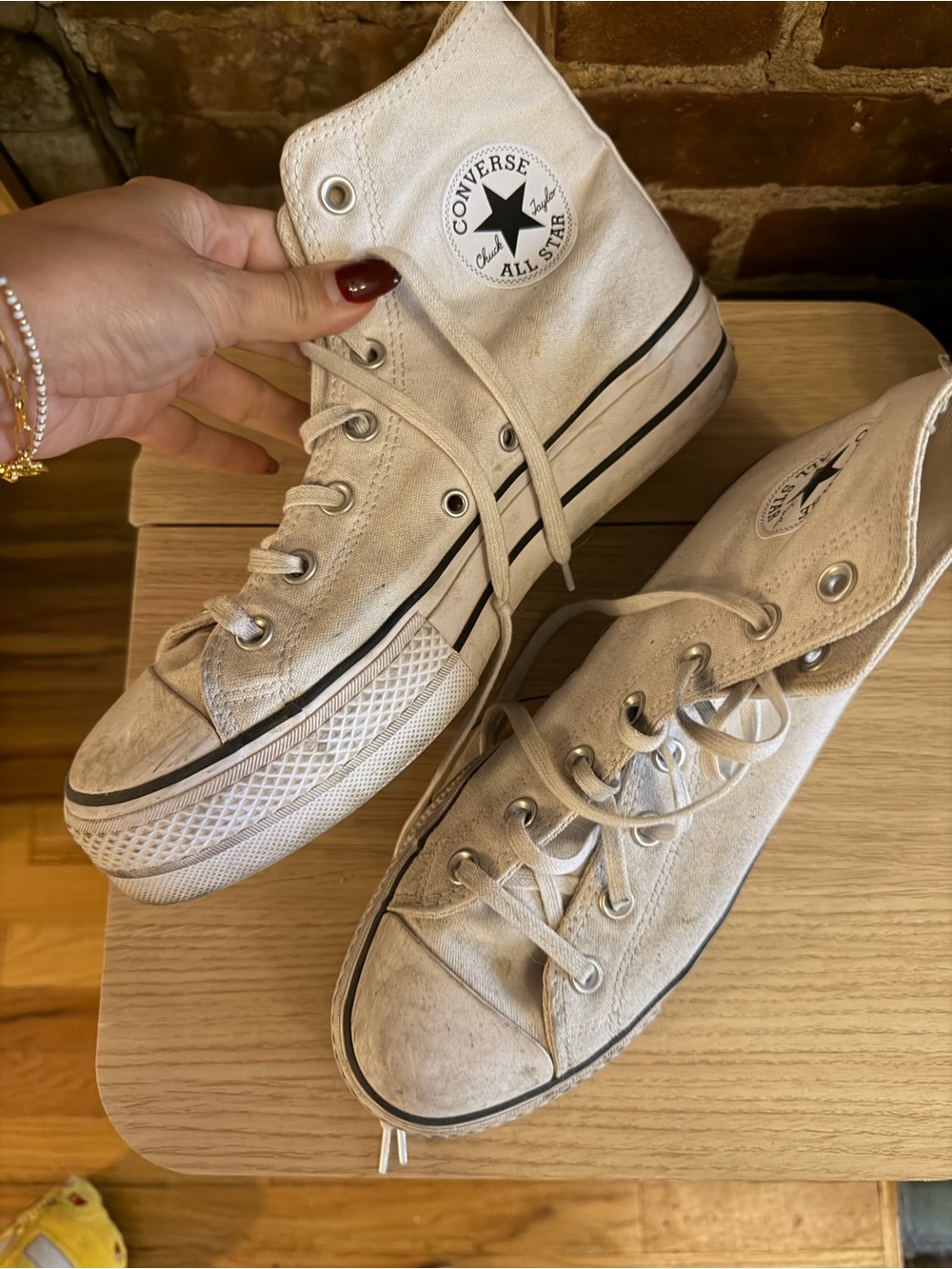 Converse Plarform White High Top Canvas Sneakers with Black Trim - size 9.5